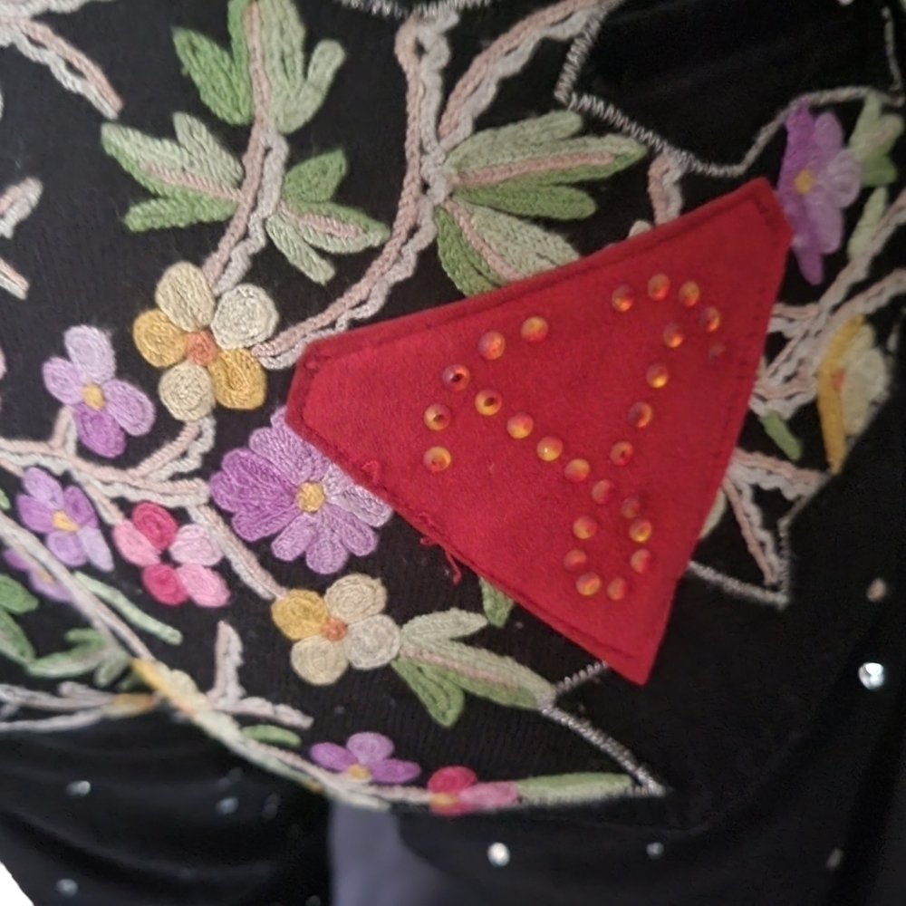 Vintage INVEST IN THE ORIGINAL VOYAGE Black Jeans with Rhinestones - Picture 5 of 9